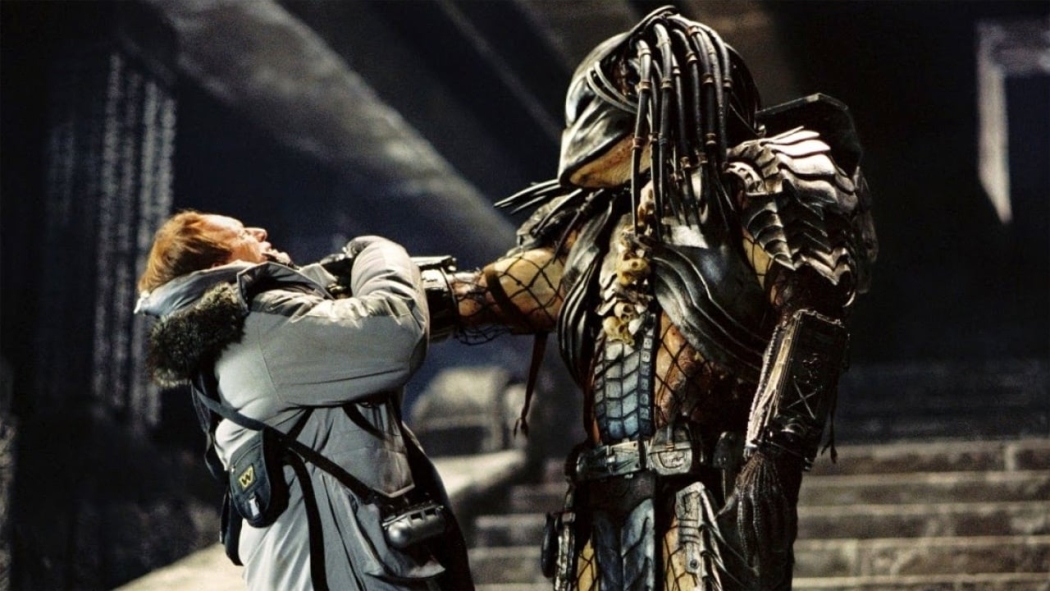 Alien Predator'a karşı 1 izle